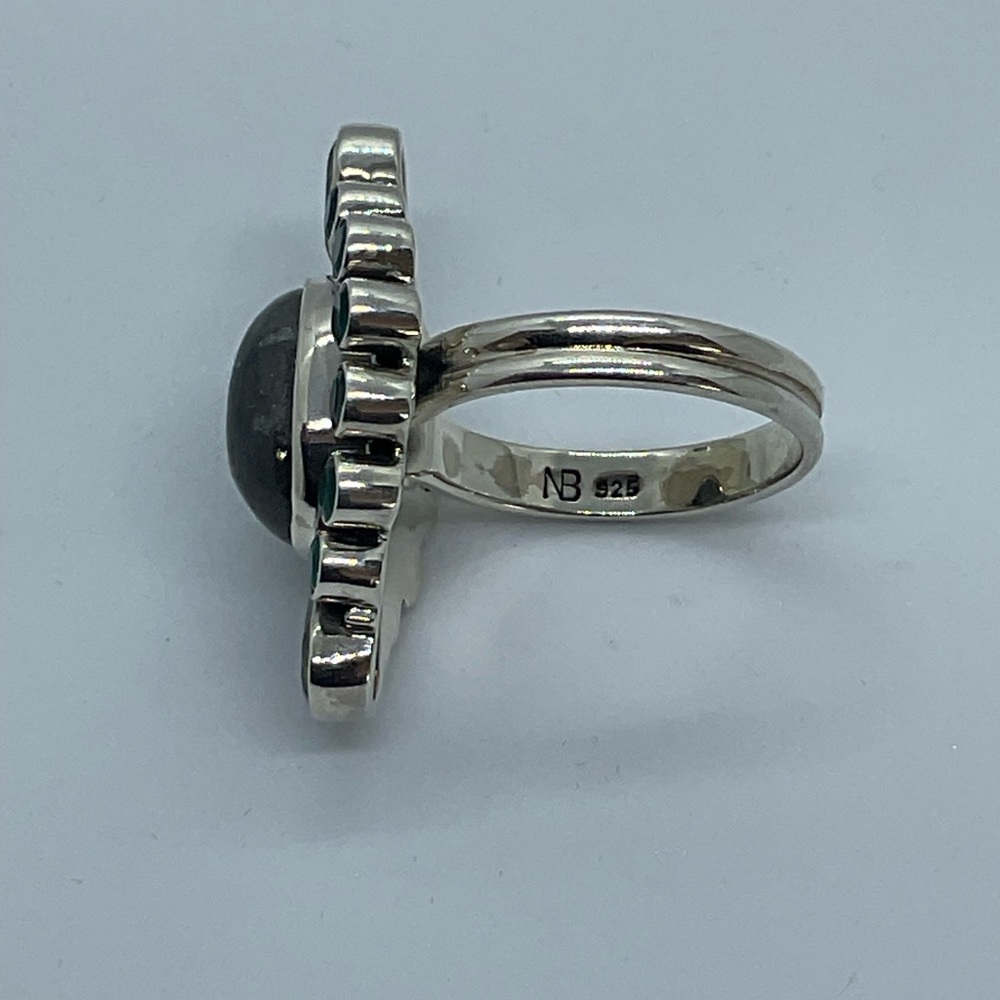 NICKY BUTLER NB Sterling Silver Labradorite And Peridot Gemstone Ring - Picture 5 of 5